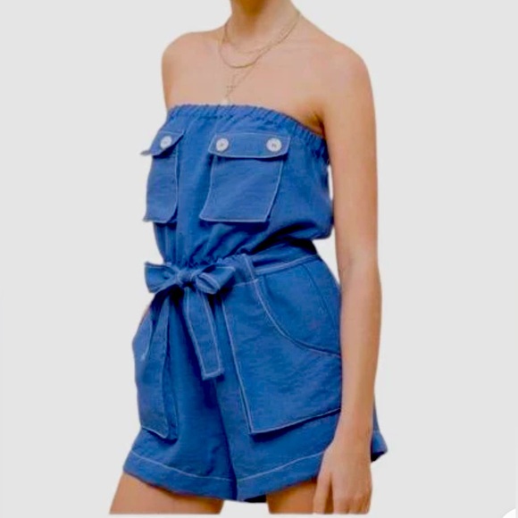 Moon River Pants - Adorable Moon River Blue with White Stitching Sleeveless Romper Size Large